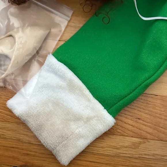 Festive Elf Costume for Kids - Green and Yellow - Picture 5 of 7